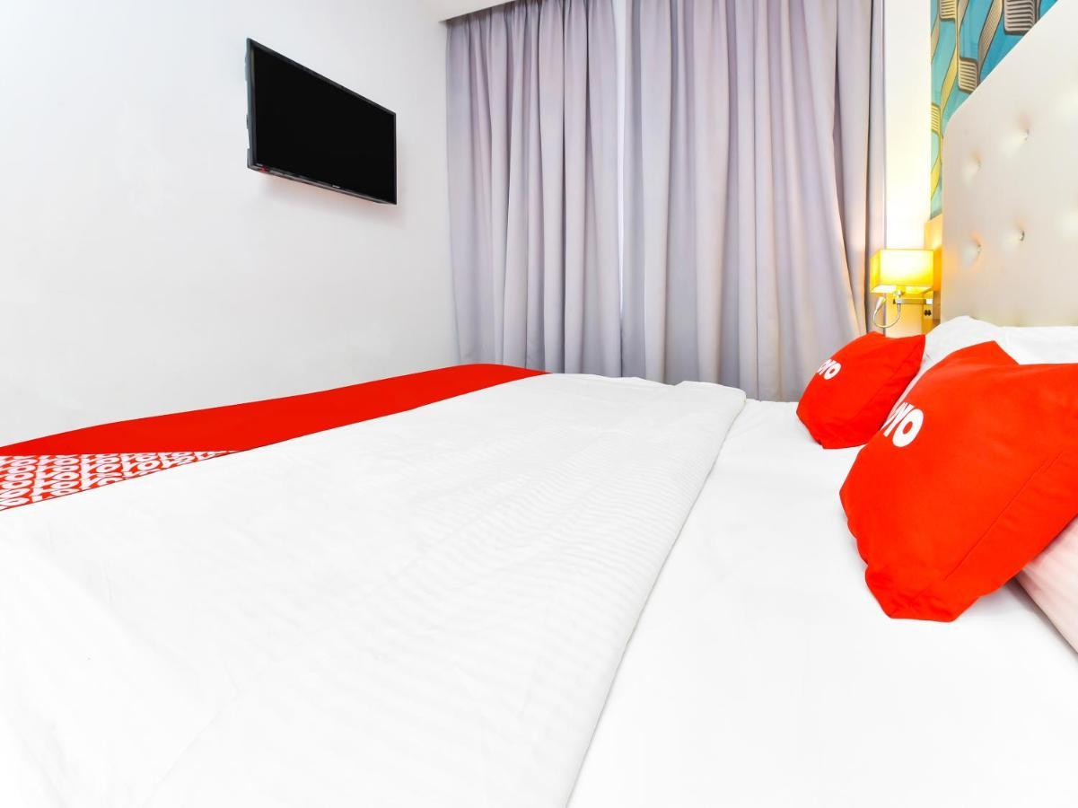 Oyo 90511 Sovotel Kota Damansara 38A Екстериор снимка