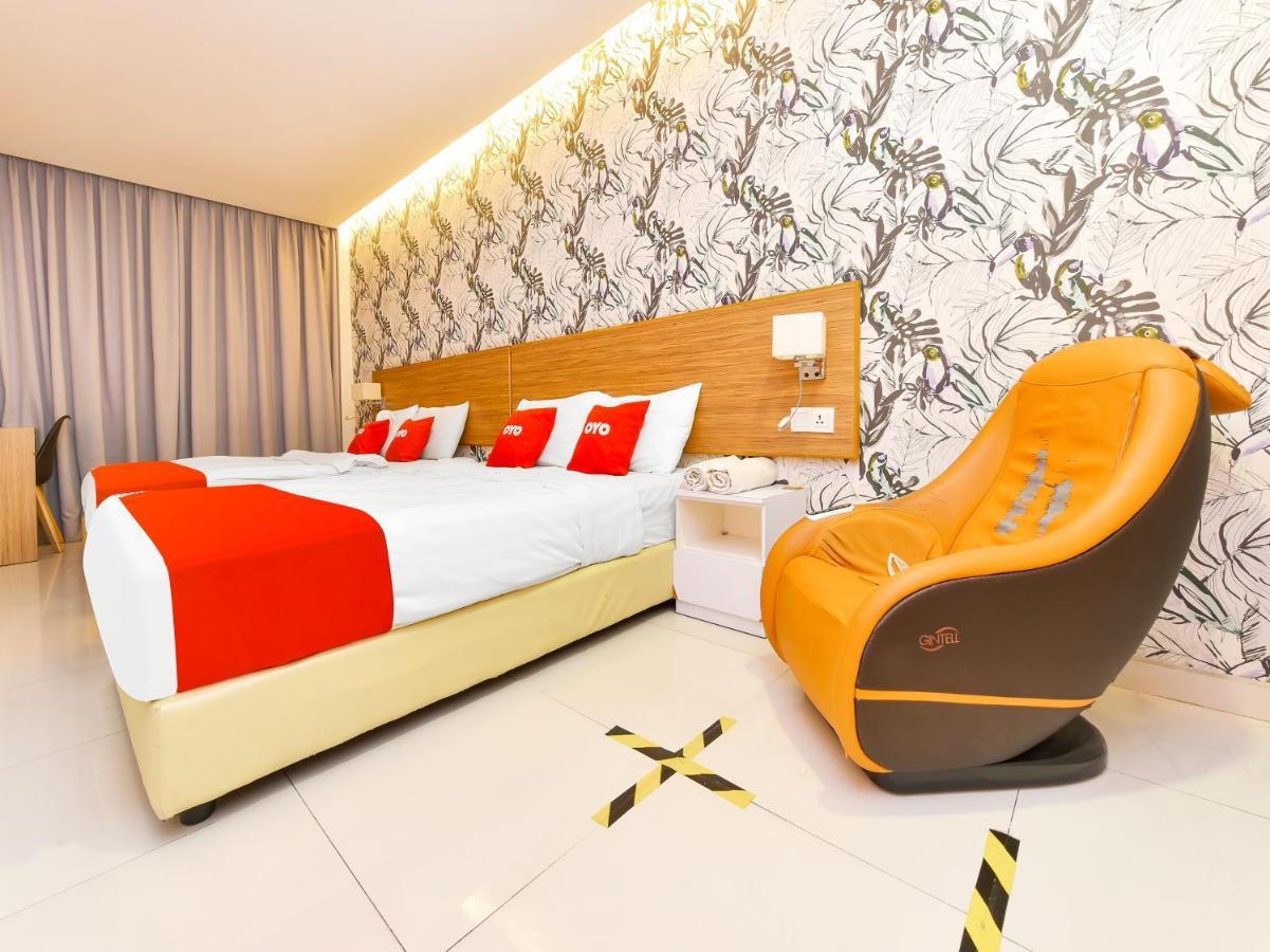 Oyo 90511 Sovotel Kota Damansara 38A Екстериор снимка