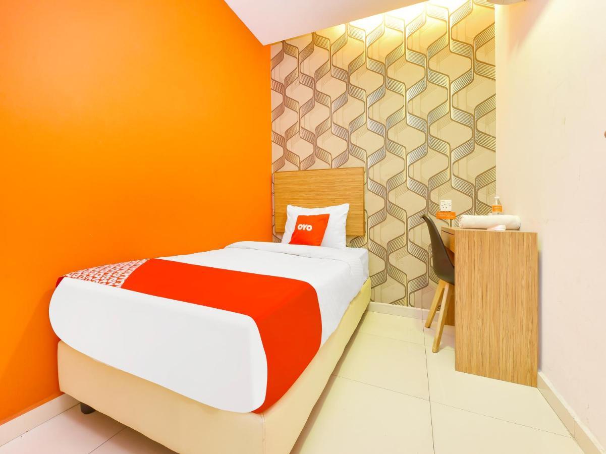 Oyo 90511 Sovotel Kota Damansara 38A Екстериор снимка